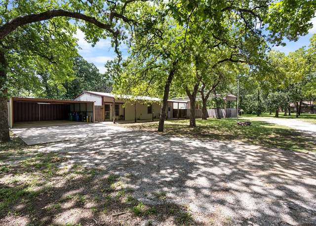 Property at 108 Boca Vista Ct, Chico, TX 76431, 2 beds, 1 bath