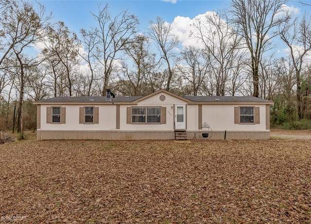 Property at 7969 Sundown Dr, Mooringsport, LA 71060, 3 beds, 2 baths