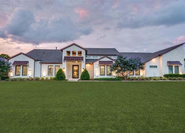 Property at 2110 Honey Ln, Celina, TX 75009, 4 beds, 4.5 baths