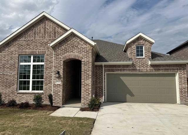 Property at 1916 Honey Creek Rd, Forney, TX 75126, 4 beds, 3 baths