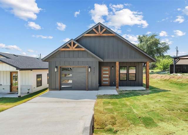 Property at 3321 Brazos River Dr, Granbury, TX 76048, 3 beds, 2 baths