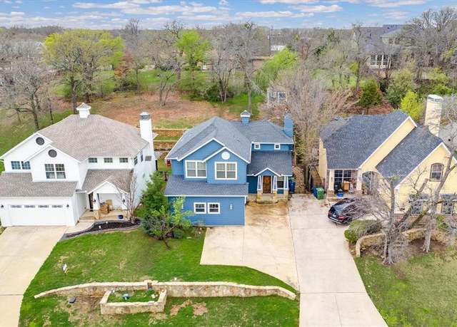 Property at 320 Collins St, Argyle, TX 76226, 3 beds, 2.5 baths