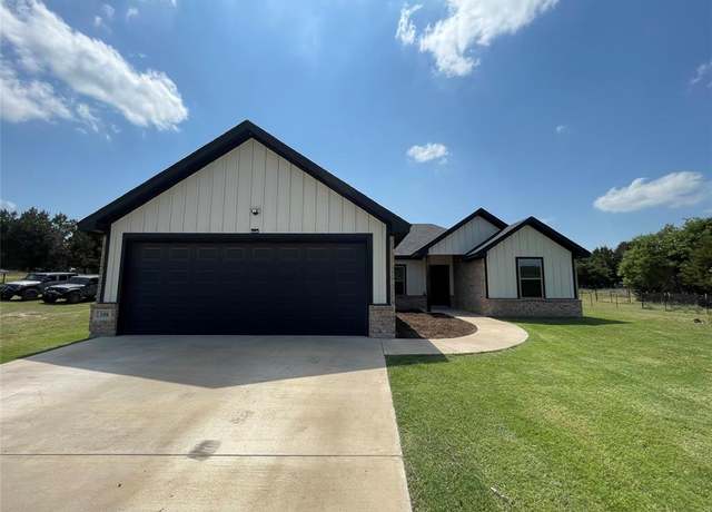 Property at 108 Ronnie Ln, Weatherford, TX 76088, 3 beds, 2 baths