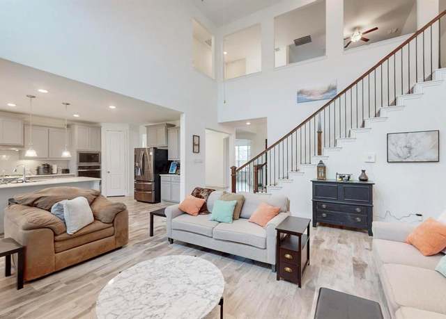Property at 1429 Shooting Star Dr, Haslet, TX 76052, 4 beds, 3.5 baths