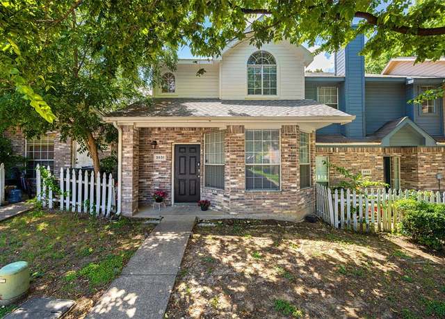 Property at 3931 Pickett Pl, Garland, TX 75044, 2 beds, 2.5 baths