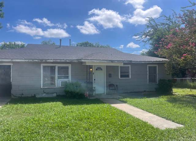 Property at 201 S Goddard St, Mart, TX 76664, 3 beds, 2 baths