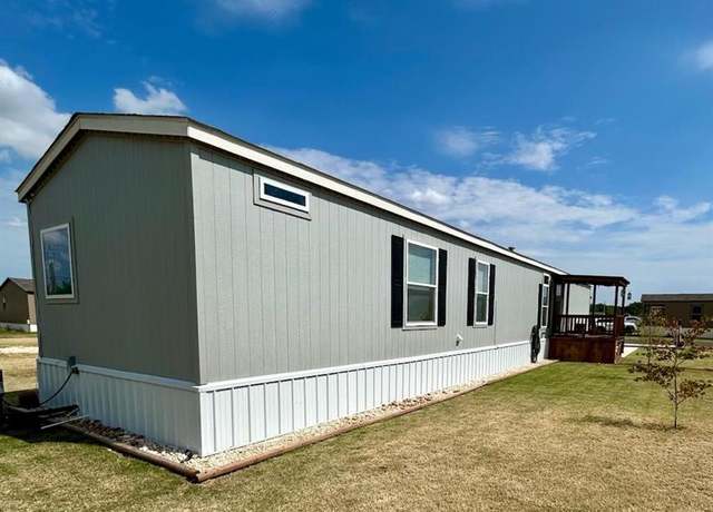Property at 6434 Brittany Ln, Abilene, TX 79605, 3 beds, 2 baths