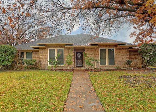 Property at 3912 Merriman Dr, Plano, TX 75074, 4 beds, 3 baths