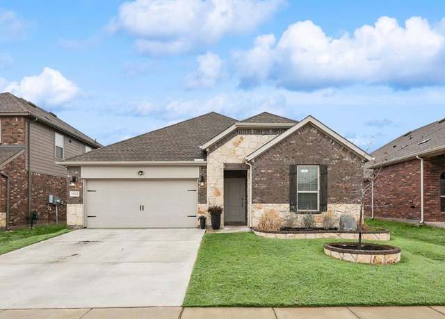 Property at 11212 Aspen Trl, Aubrey, TX 76227, 4 beds, 3 baths