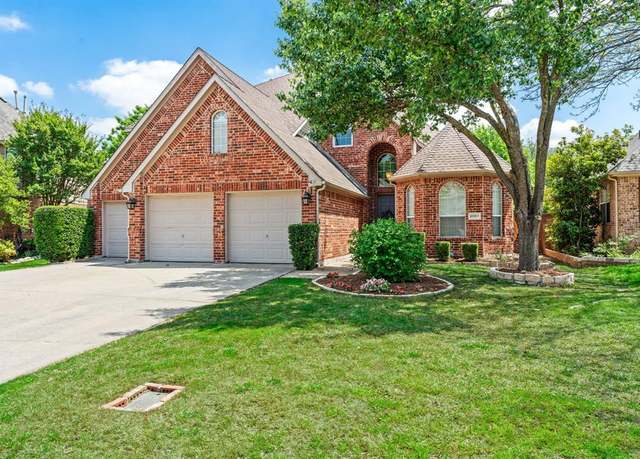 Property at 2001 Fleming Dr, Mckinney, TX 75072, 4 beds, 3.5 baths