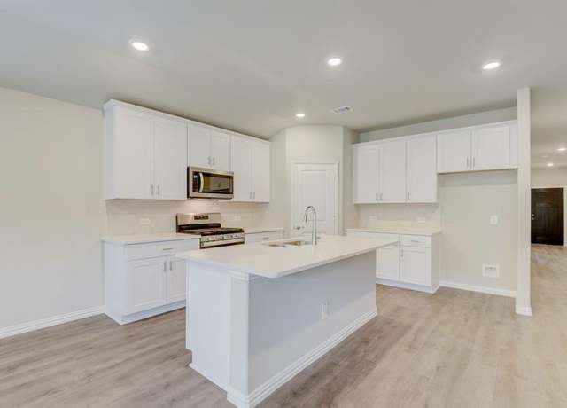 Property at 3909 Edmondson Dr, Princeton, TX 75071, 4 beds, 3 baths