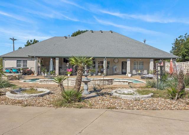 Property at 2801 Weylene Paseo, Granbury, TX 76049, 3 beds, 3.5 baths