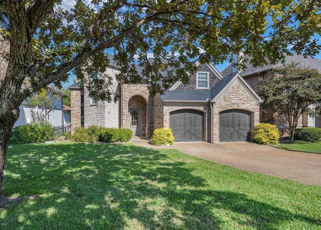 Property at 216 Hide A Way Dr, Mabank, TX 75156, 4 beds, 2.5 baths