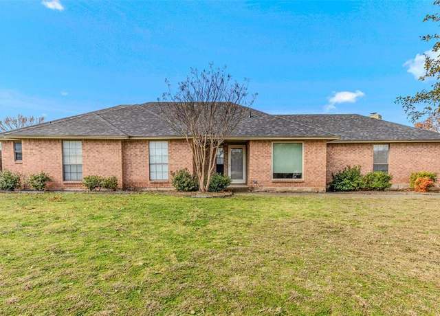 Property at 221 Prairie Creek Rd, Red Oak, TX 75154, 3 beds, 2 baths