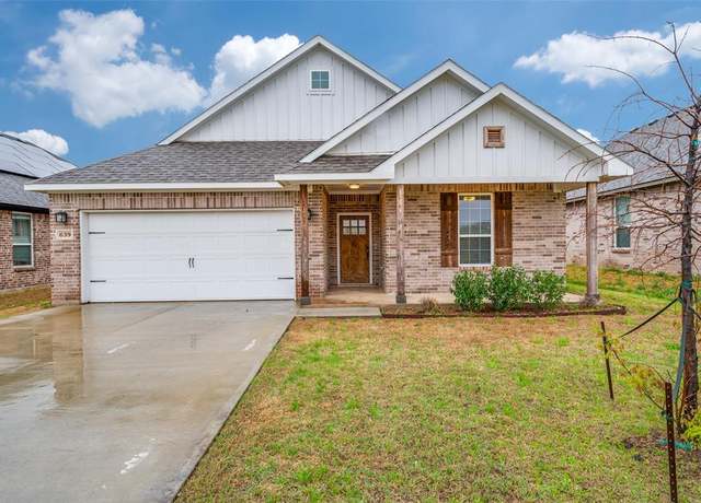 Property at 639 W Gould St, Pilot Point, TX 76258, 3 beds, 2 baths