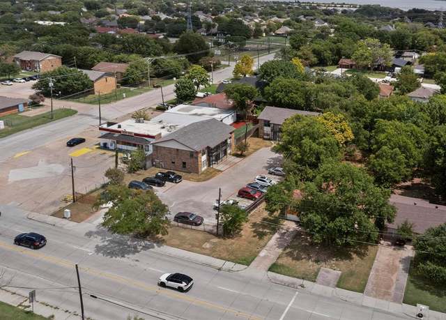 Property at 1806 - 1810 SE 14th St Unit Units (1-4), Grand Prairie, TX 75051, 16 beds, 12 baths