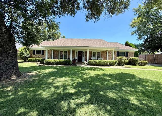 Property at 5411 Concord St, Bossier City, LA 71111, 3 beds, 2 baths