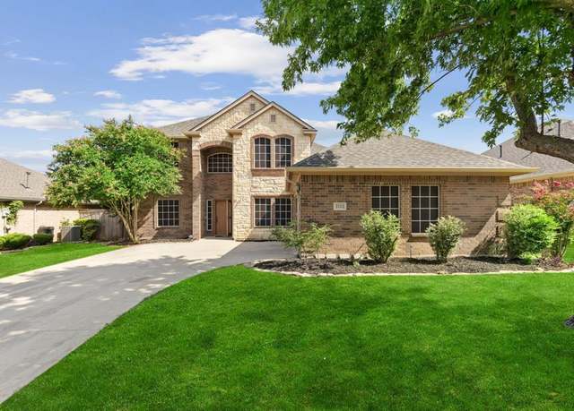 Property at 2112 Bentley Dr, Mansfield, TX 76063, 4 beds, 2.5 baths