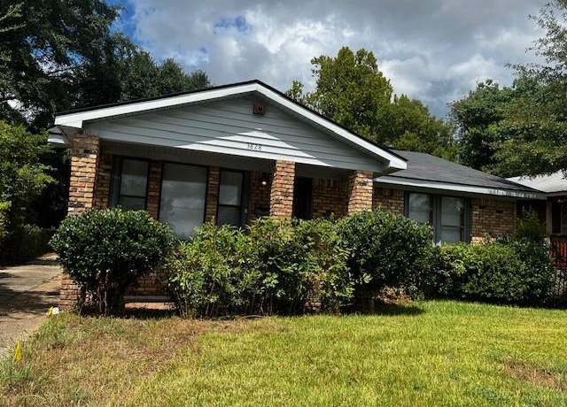 Property at 3828 Cleveland St, Shreveport, LA 71109, 3 beds, 1.5 baths