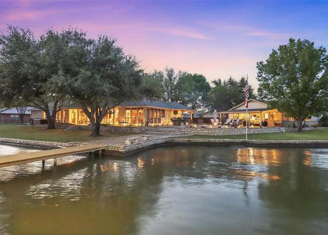 Property at 3336 Midway Ct, Granbury, TX 76049, 3 beds, 2.5 baths