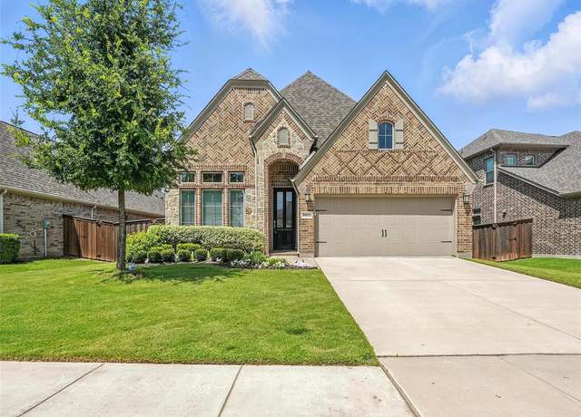 Property at 8601 Holliday Creek Way, Mckinney, TX 75071, 4 beds, 2 baths