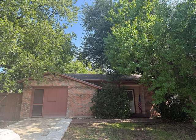 Property at 2015 Cartwright St, Irving, TX 75062, 3 beds, 3 baths