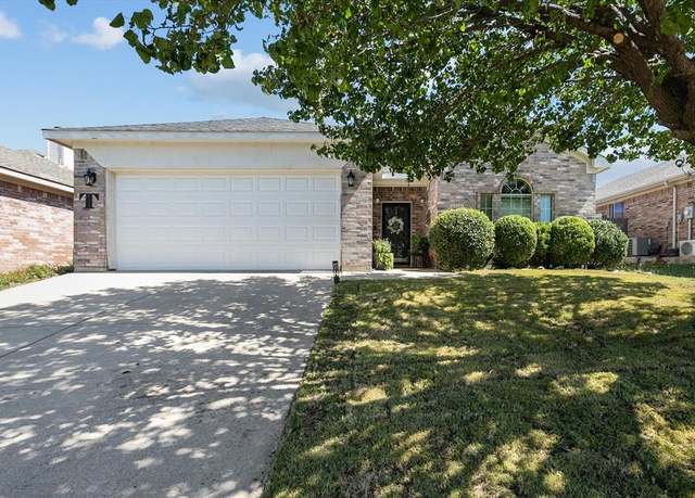 Property at 6412 Downeast Dr, Fort Worth, TX 76179, 3 beds, 2 baths