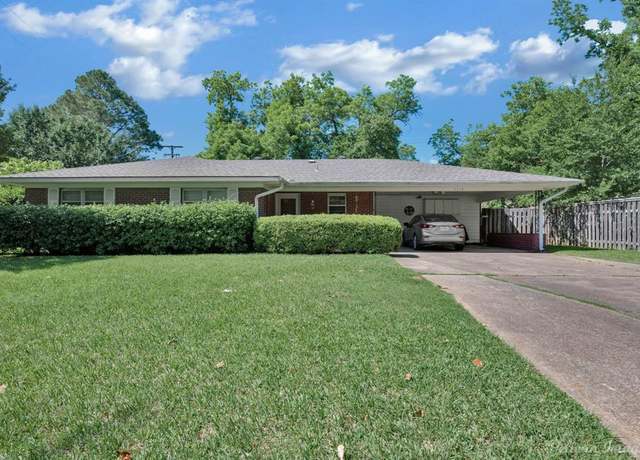 Property at 3315 Surrey Rd, Shreveport, LA 71105, 3 beds, 2 baths