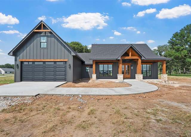 Property at 253 Grassy Way, Elm Mott, TX 76640, 4 beds, 3.5 baths