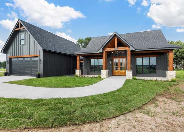 Property at 253 Grassy Way, Elm Mott, TX 76640, 4 beds, 3.5 baths