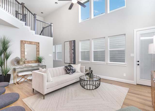Property at 7313 Parsons Mews, Rowlett, TX 75088, 4 beds, 2.5 baths