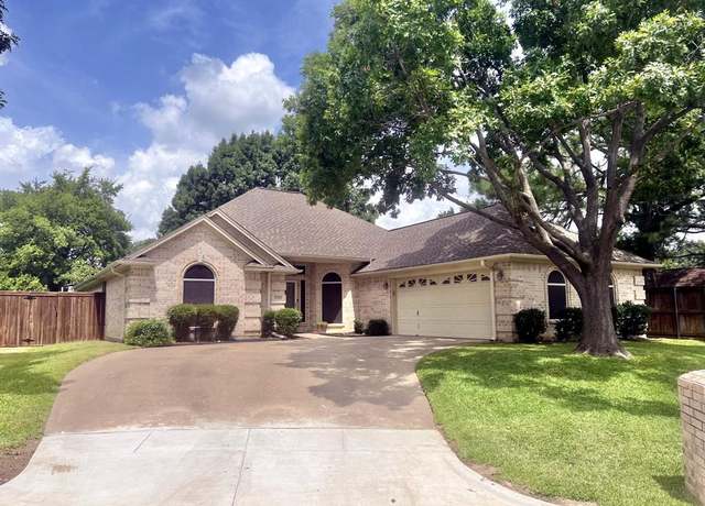 Property at 6709 Hickory Place Ct, North Richland Hills, TX 76182, 3 beds, 2 baths