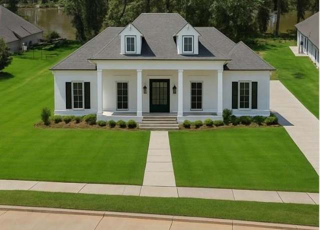Property at 2056 Silver Point Dr, Shreveport, LA 71106