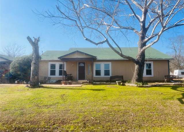 Property at 315 N Fm 316 N, Eustace, TX 75124, 5 beds, 2 baths
