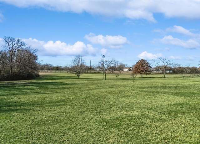 Property at 987 Gibbons Rd, Bartonville, TX 76226