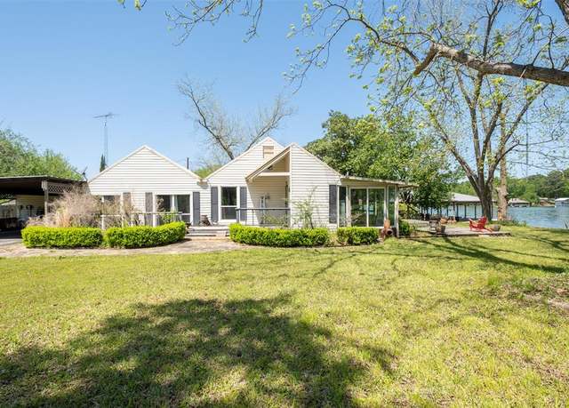 Property at 204 County Road 3154, Jacksonville, TX 75766, 3 beds, 3 baths