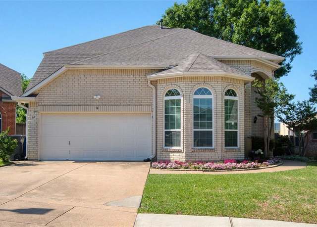 Property at 18536 Shadow Ridge Dr, Dallas, TX 75287, 3 beds, 2.5 baths