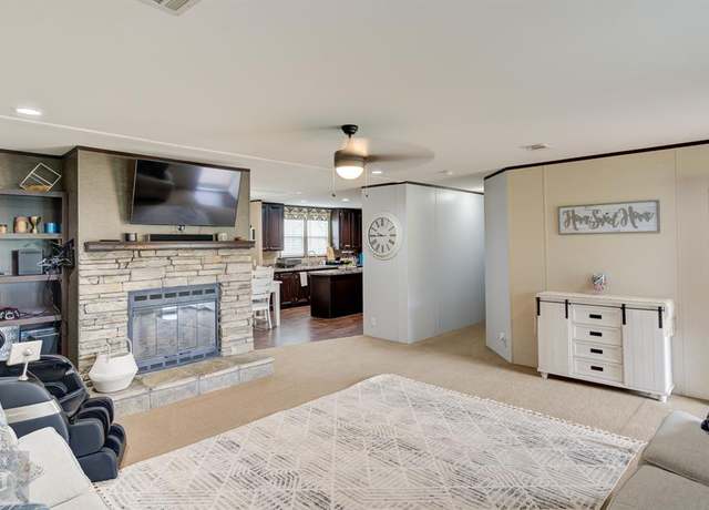 Property at 606 Black Scoter Dr, Princeton, LA 71067, 4 beds, 2 baths