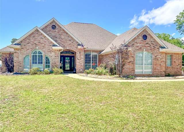 Property at 599 N Weldon, Frankston, TX 75763, 4 beds, 3.5 baths