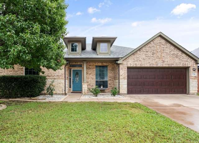 Property at 7701 Labrador Dr, Arlington, TX 76002, 3 beds, 2 baths