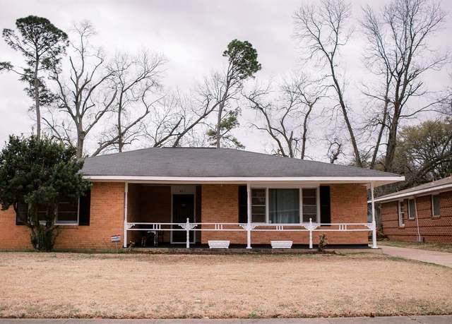 Property at 467 Atlantic Ave, Shreveport, LA 71105, 3 beds, 2 baths