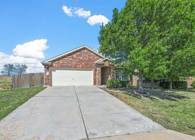 Property at 164 Dodge City Trl, Newark, TX 76071, 3 beds, 2 baths