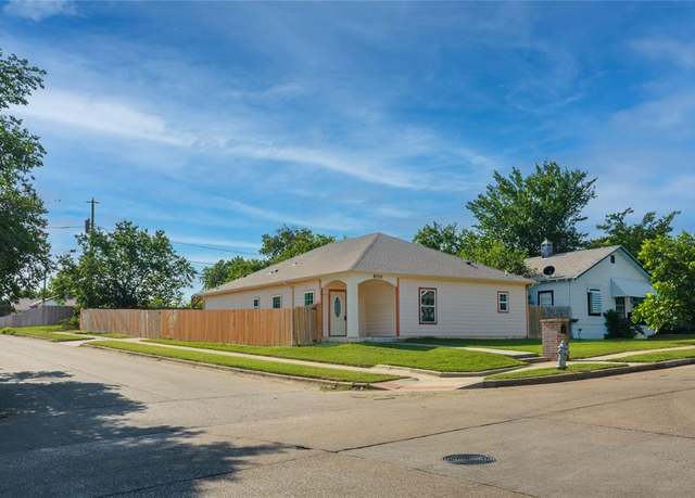 Property at 2522 Refugio Ave, Fort Worth, TX 76164, 4 beds, 3 baths