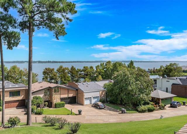 Property at 5713 S Lakeshore Dr, Shreveport, LA 71119, 3 beds, 3 baths