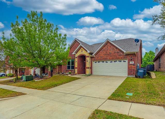 Property at 1708 Oak Glen Dr, Wylie, TX 75098, 3 beds, 3 baths