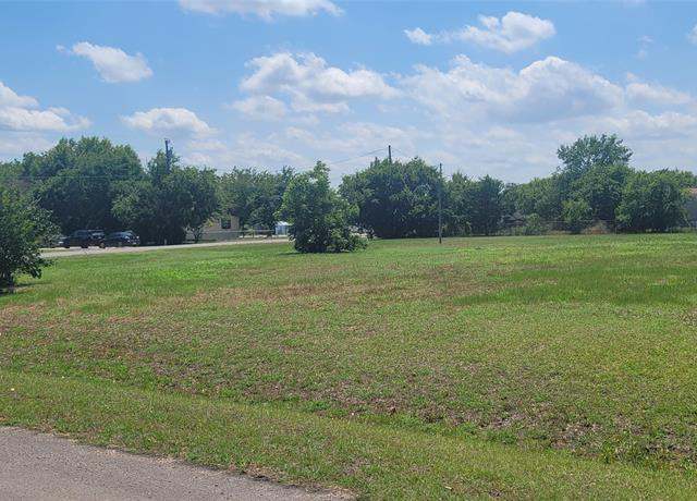 Property at 661 Primrose Dr, Midlothian, TX 76065