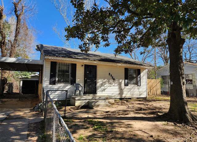 Property at 2754 Lakehurst Ave, Shreveport, LA 71108, 3 beds, 1.5 baths