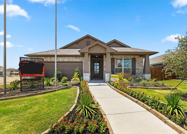 Property at 2820 Fox Trail Ln, Fort Worth, TX 76108, 3 beds, 2 baths