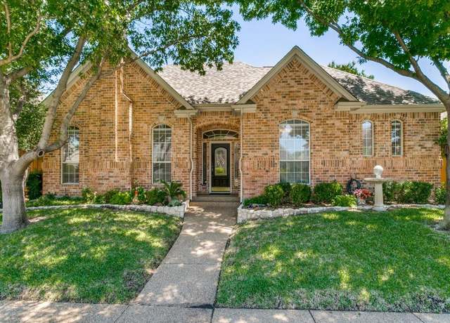 Property at 2436 Bedford Cir, Bedford, TX 76021, 3 beds, 2.5 baths