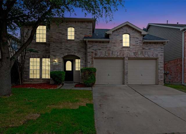 Property at 4133 Capstone Dr, Fort Worth, TX 76244, 4 beds, 2.5 baths